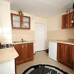 Landhuis Pod Debem *