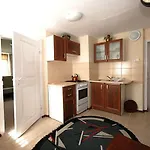 Landhuis Pod Debem Gorzebadz